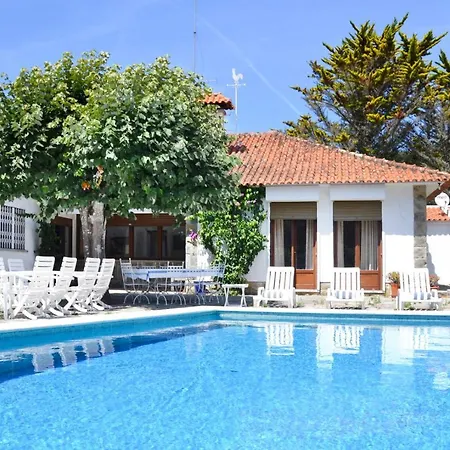 Вилла Sleeps 17 Pool Wifi