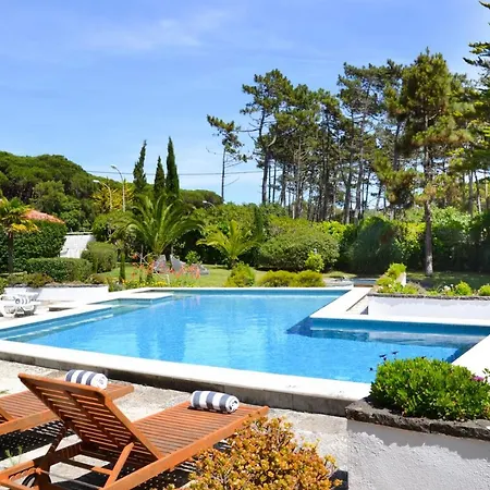 Sleeps 17 Pool Wifi