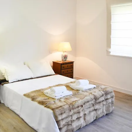 Sleeps 17 Pool Wifi *