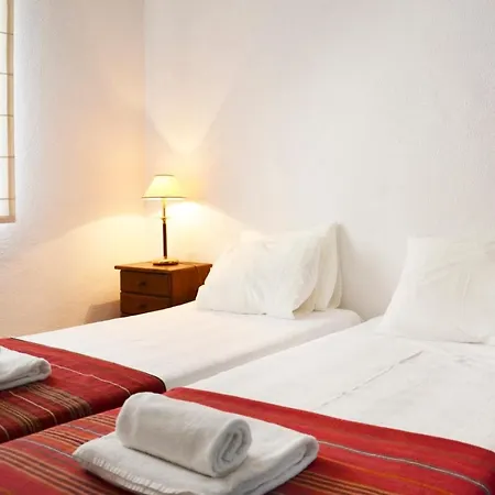 Sleeps 17 Pool Wifi Вилла