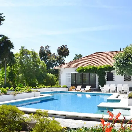 Sleeps 17 Pool Wifi